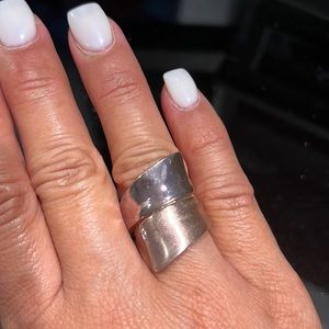 Slightly Copper color fashion ring